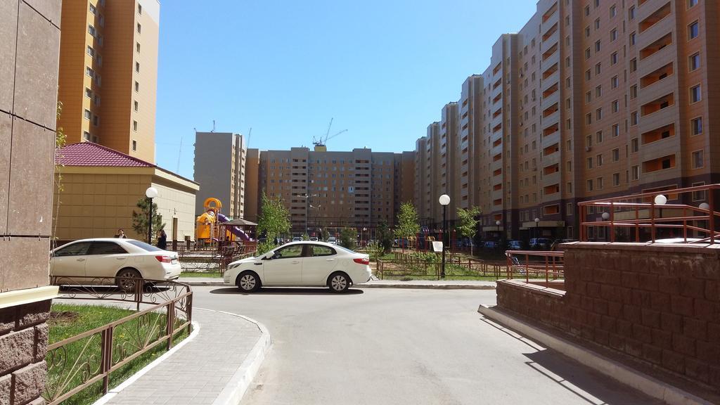 Apartment On Sauran Str Center Astana Exterior foto