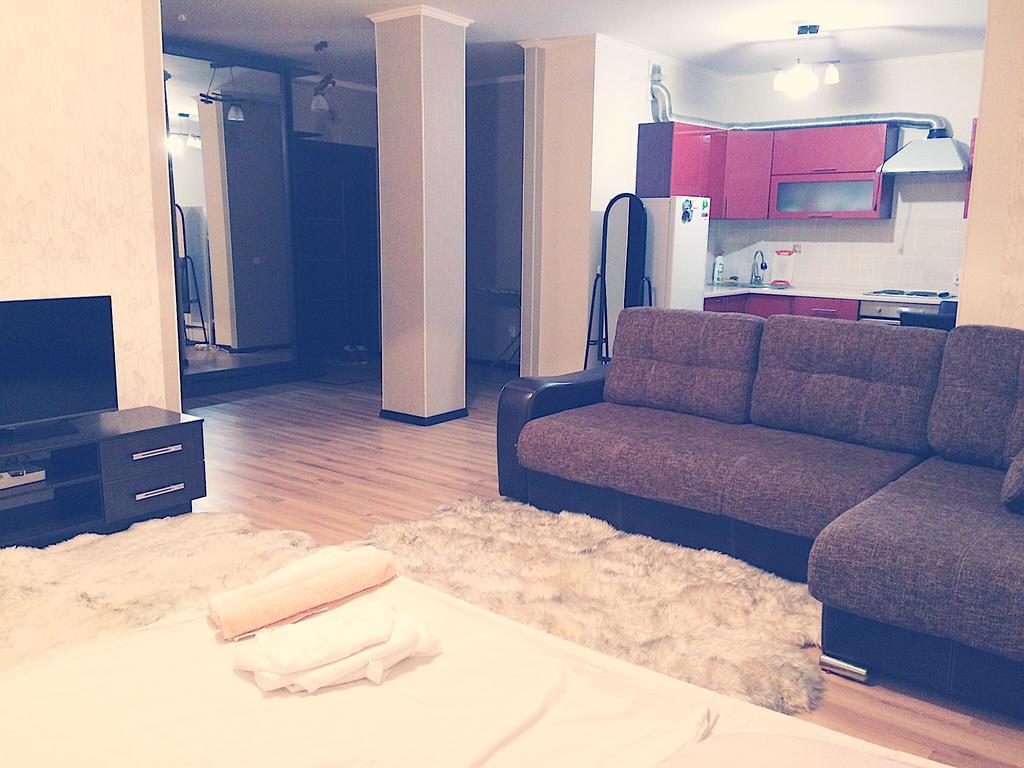 Apartment On Sauran Str Center Astana Exterior foto